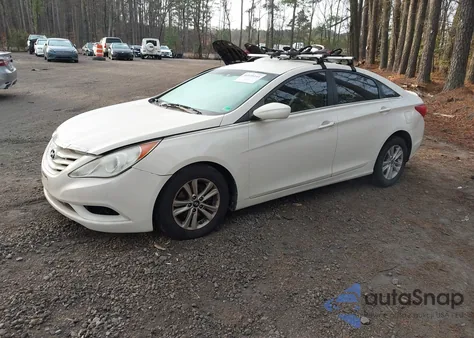2013 Hyundai Sonata Gls z USA, uszkodzony, nr VIN 5NPEB4AC9DH588683